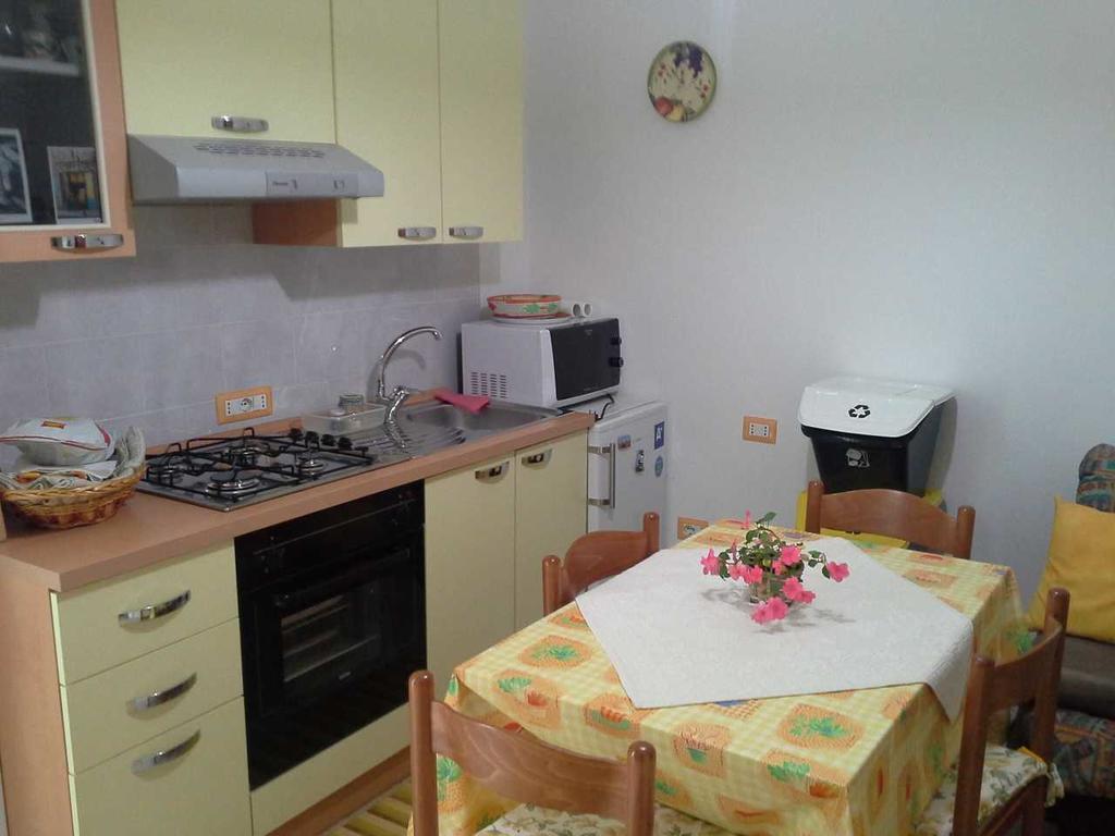 Lovely House Appartement Nebida Buitenkant foto